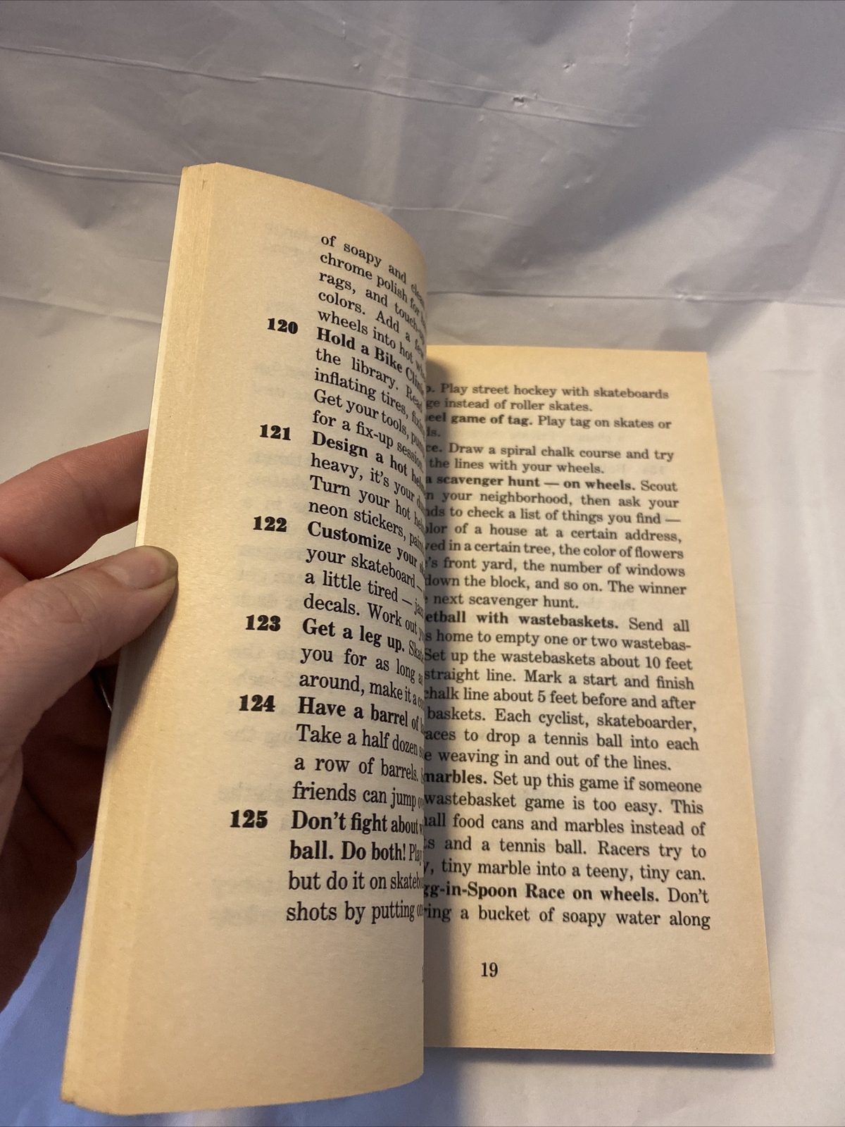 1,001 Things to Do When There’s Nothing to Do – Louise Colligan (PB, 1994)