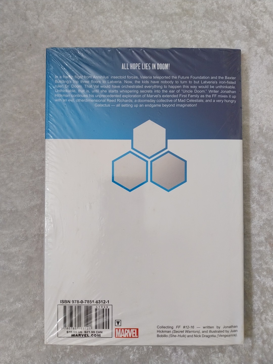 Hickman FF Future Foundation HC Marvel GN Vol 3 New Still in Shrink Wrap