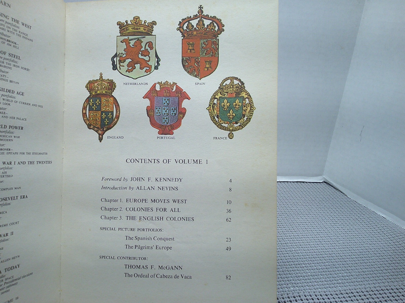 The New World: Vol 1 of the American Heritage; Dell Publishing; 1963 ILLUSTRATED