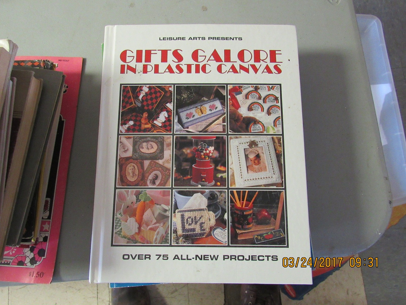 Gifts Galore in Plastic Canvas – hardcover N/A