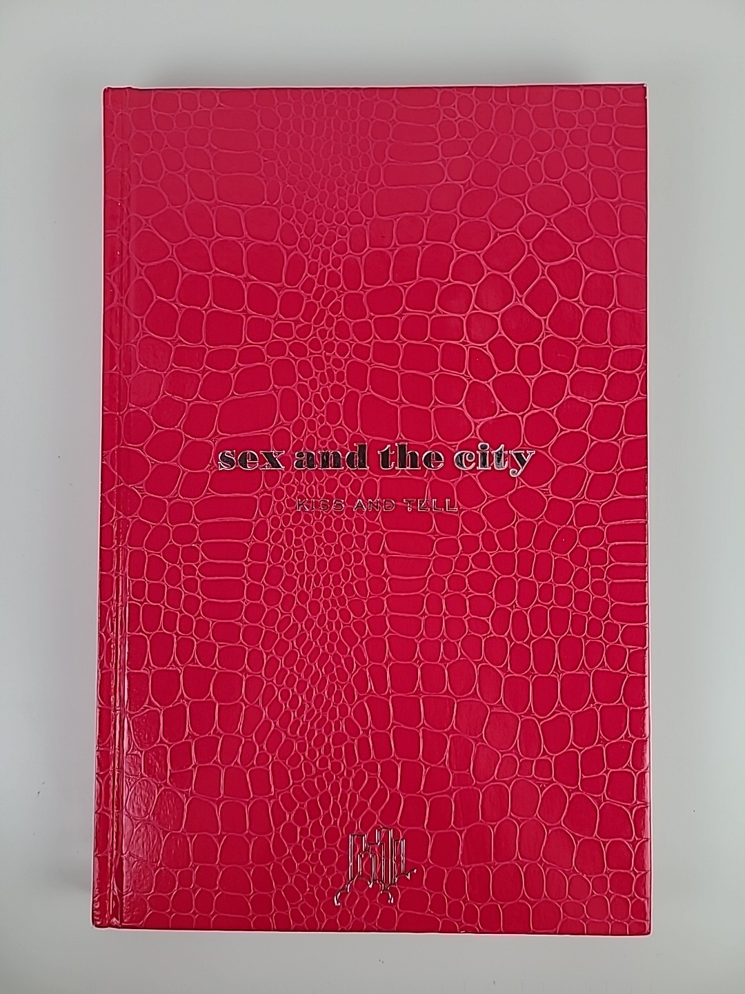 Sex and the City : Kiss and Tell by Amy Sohn (2002, Hardcover)