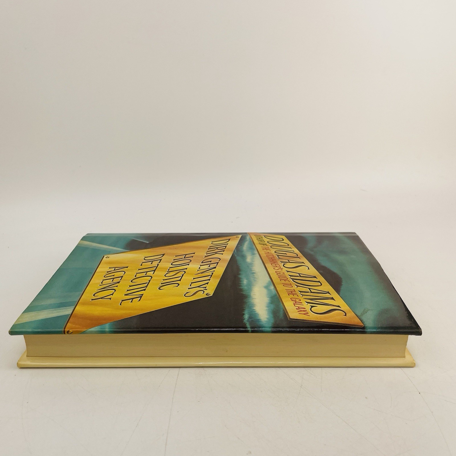 Douglas Adams’ Dirk Gently’s Holistic Detective Agency 1987 SIGNED HCDJ 1st Ed