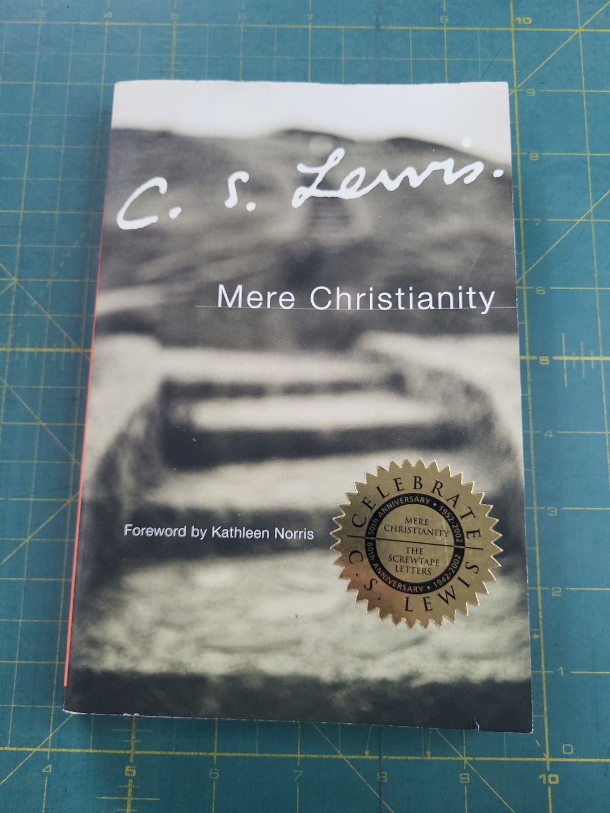 Mere Christianity by C. S. Lewis (Paperback)