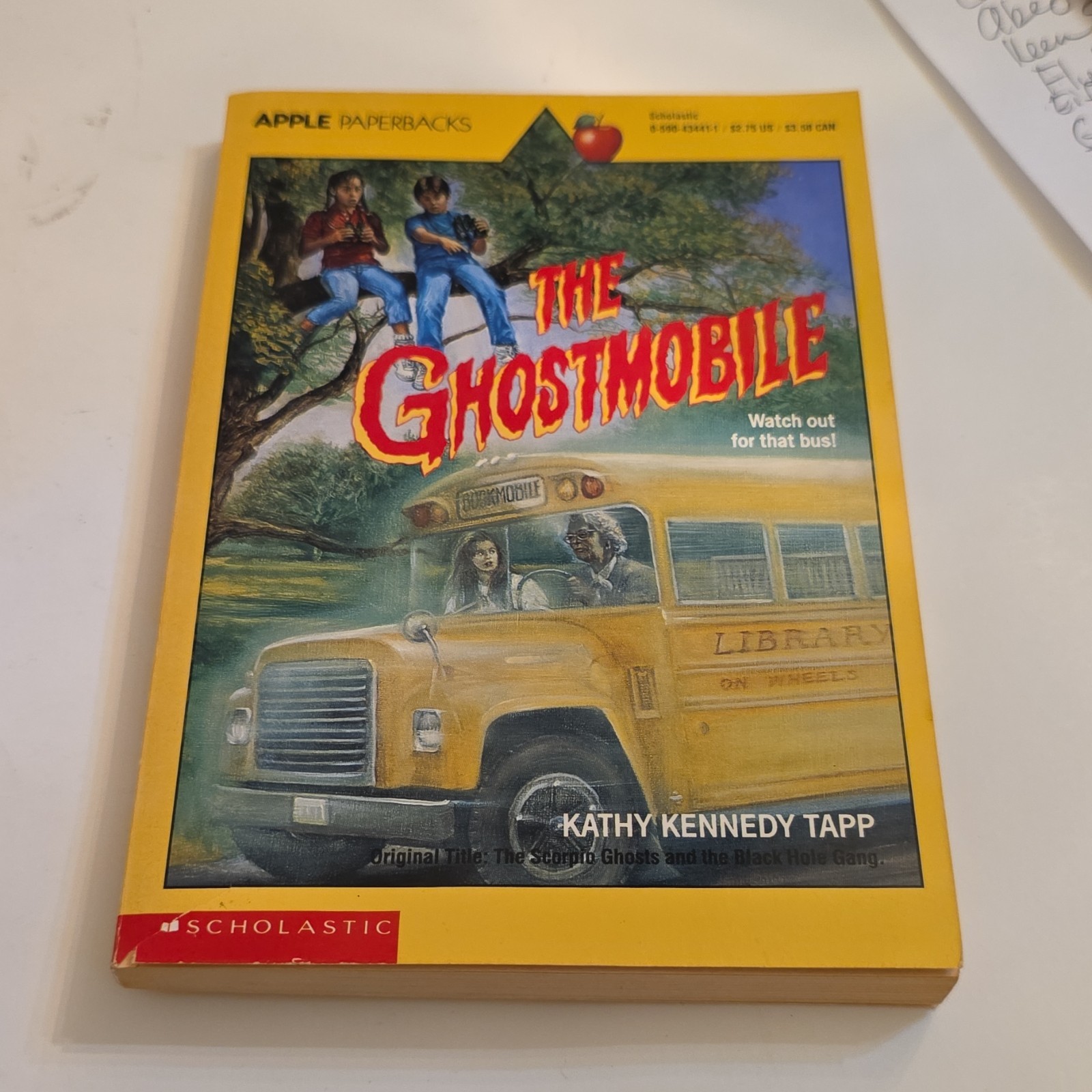 Scholastic Apple Paperbacks Lot of 6 Paperback Kids Books, Ages 9-12