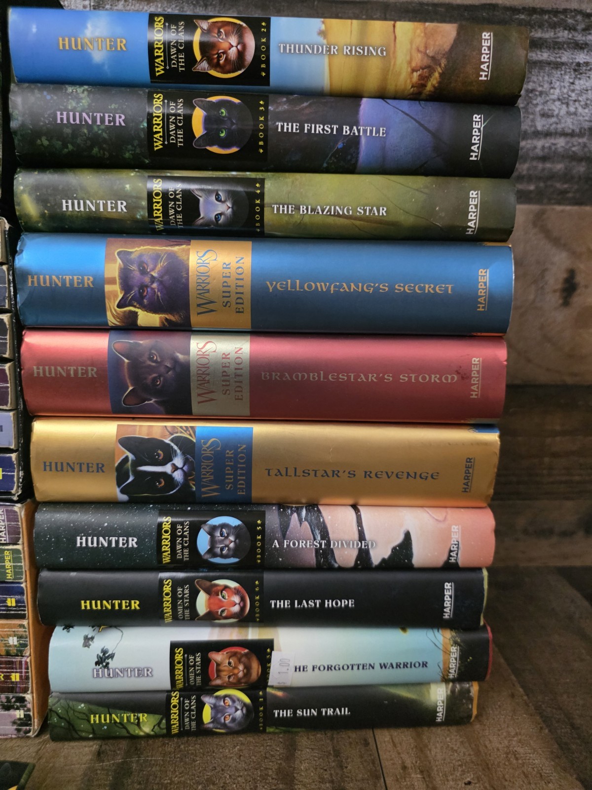 Lot 38 Erin Hunter WARRIORS books 3 Complete Sets 10 Hardbacks & 28 PBKs