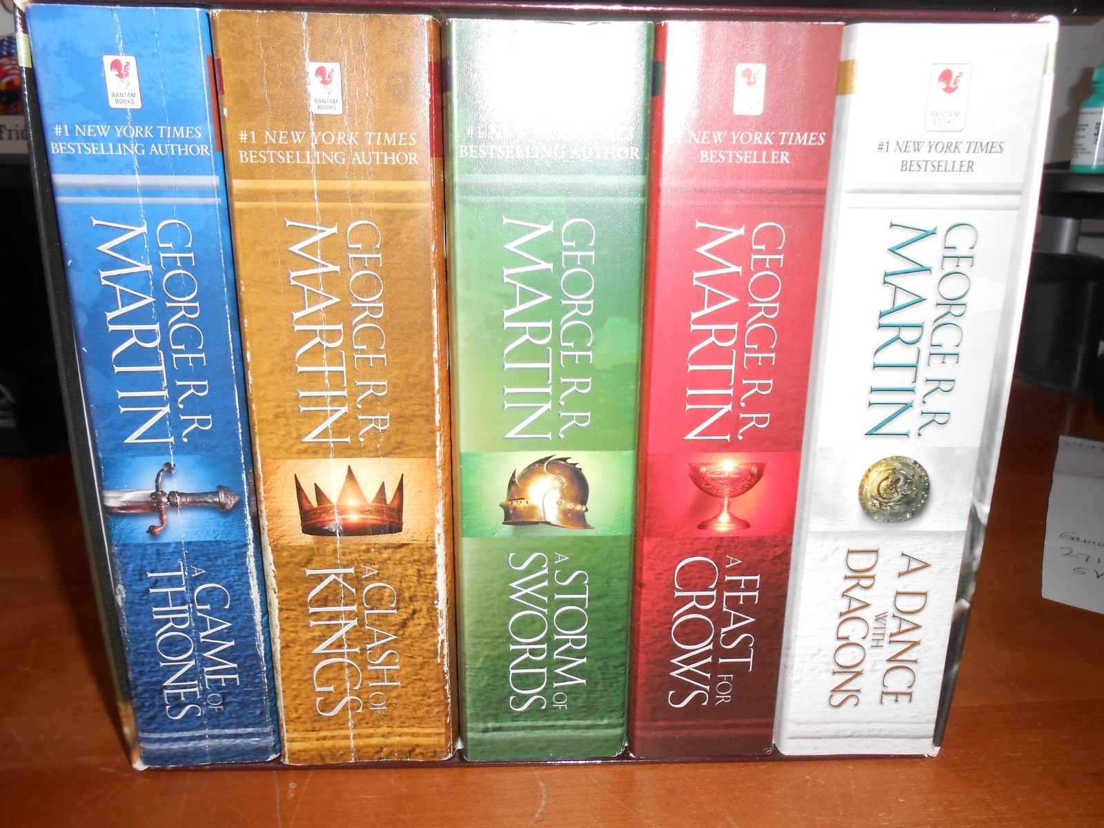 George R. R. Martin GAME OF THRONES Set of 5 Volume Box Set – PB/SC VGC