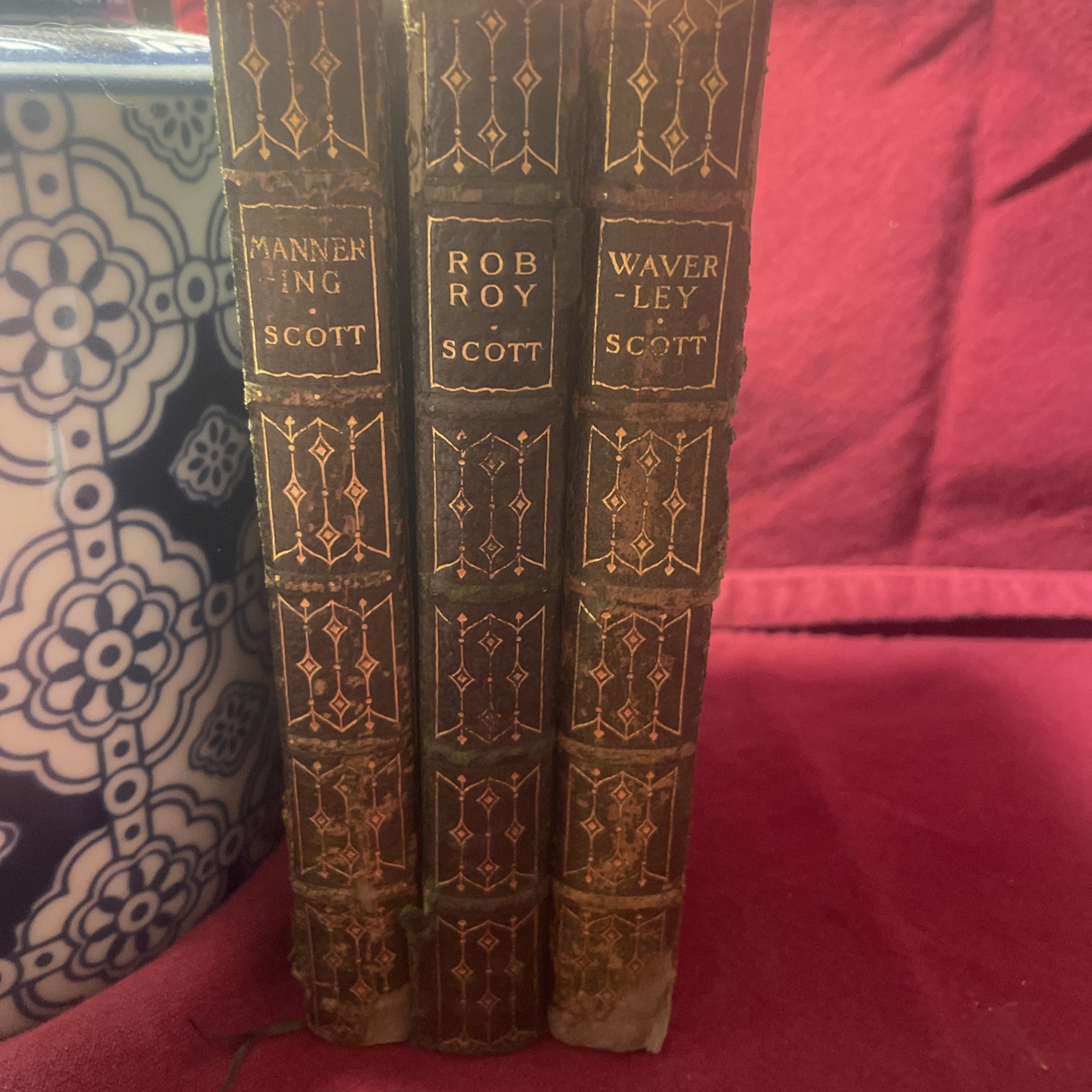 Sir Walter Scott Waverley Mini Novels 3 Vol Set 1901 A&C Black Pocket Ed Antique