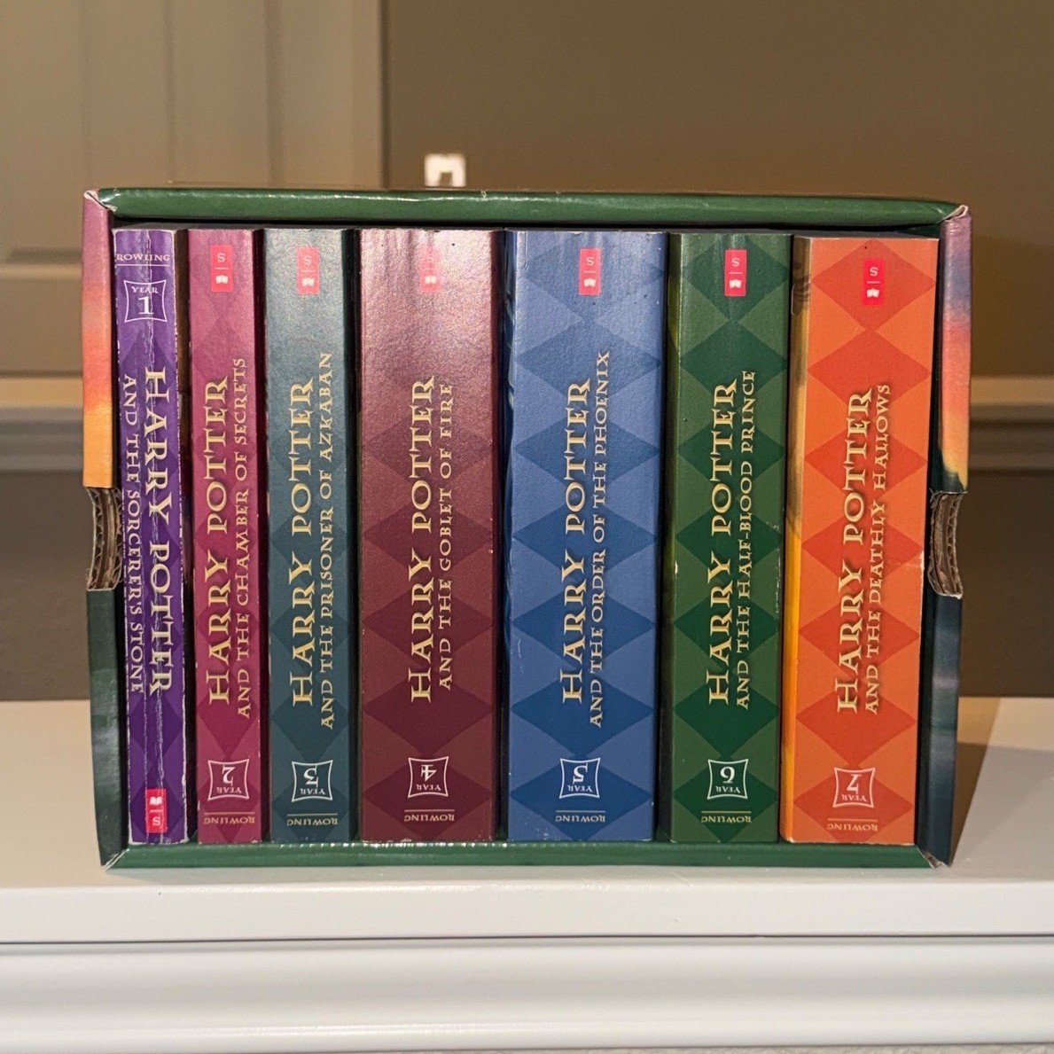 Harry Potter Complete Series 7-Book Box Set by J.K. Rowling Scholastic English