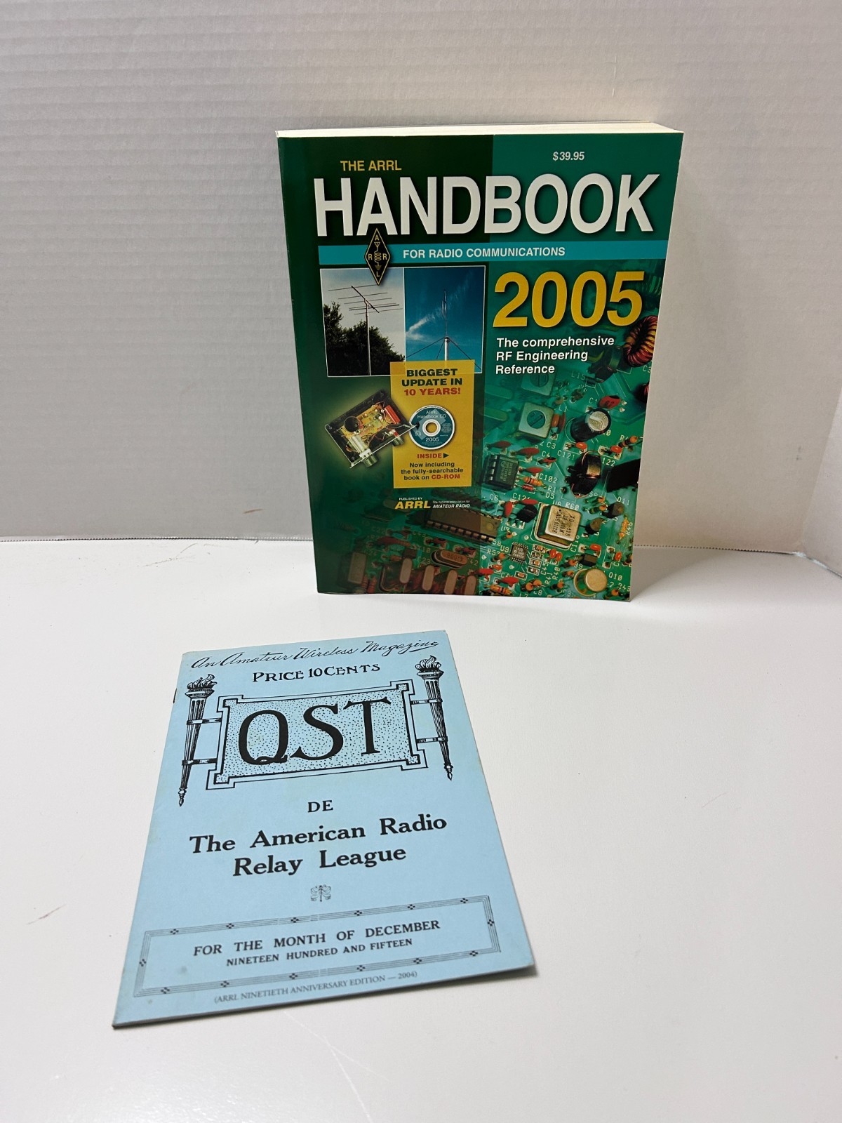 The Arrl Handbook for Radio Communications 2005: 82nd Edition w/CD-ROM & QST Mag