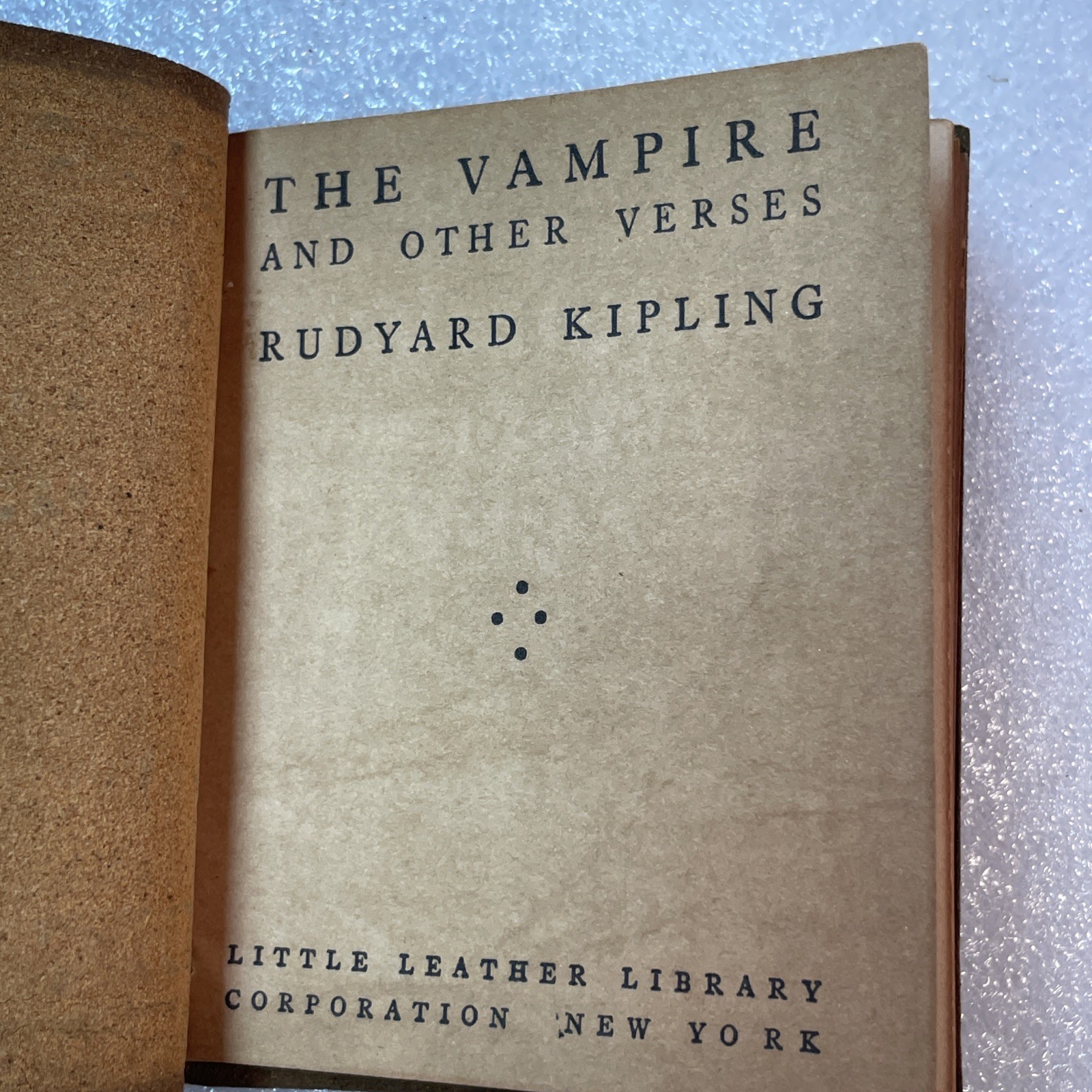 Little Leather Library THE VAMPIRE AND OTHER VERSES by RUDYARD KIPLING
