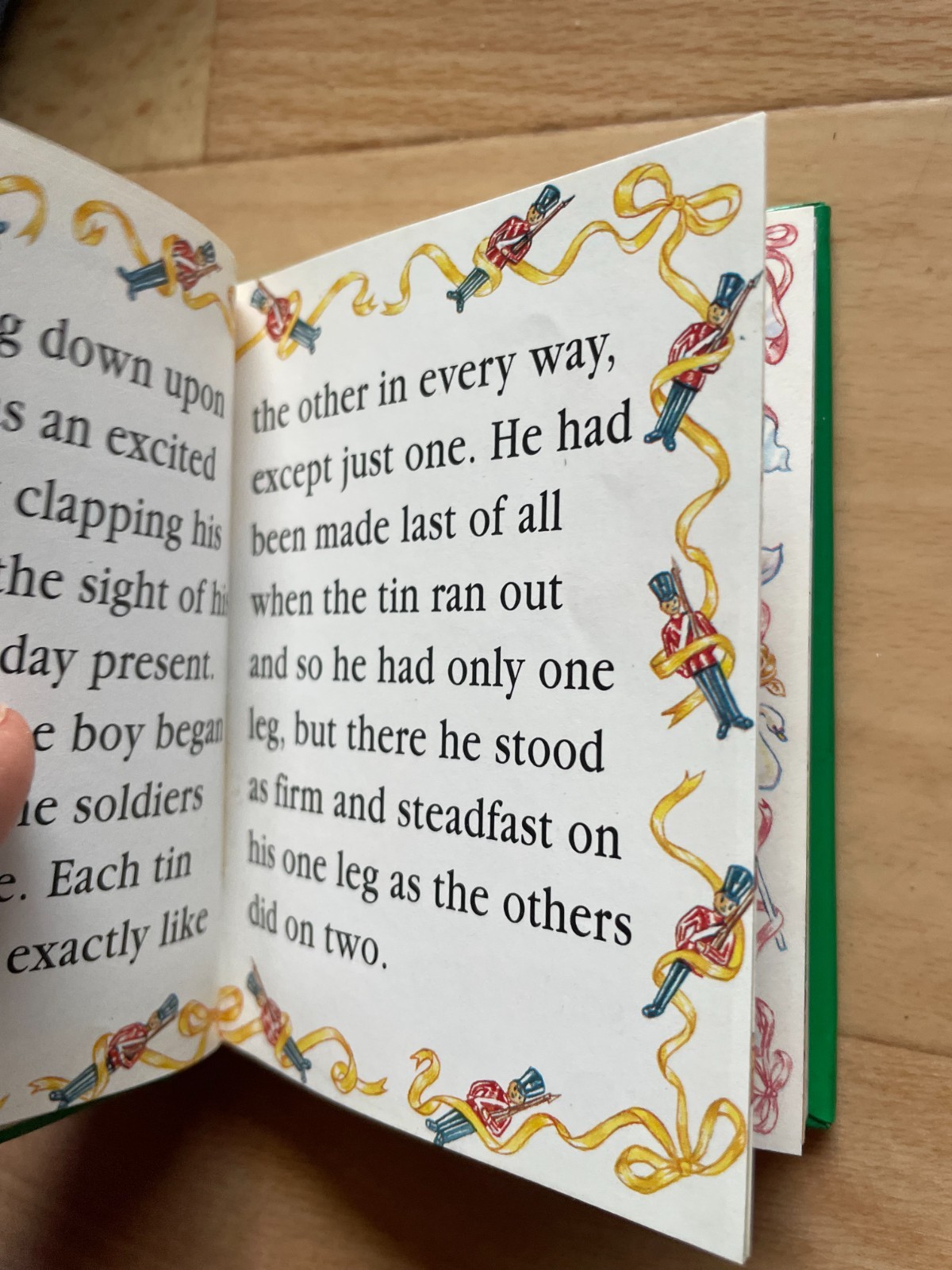 STEPHANIE LASLETT. THE STEADFAST TIN SOLDIER. 1994. HARDCOVER – 11 BY 8.5CM