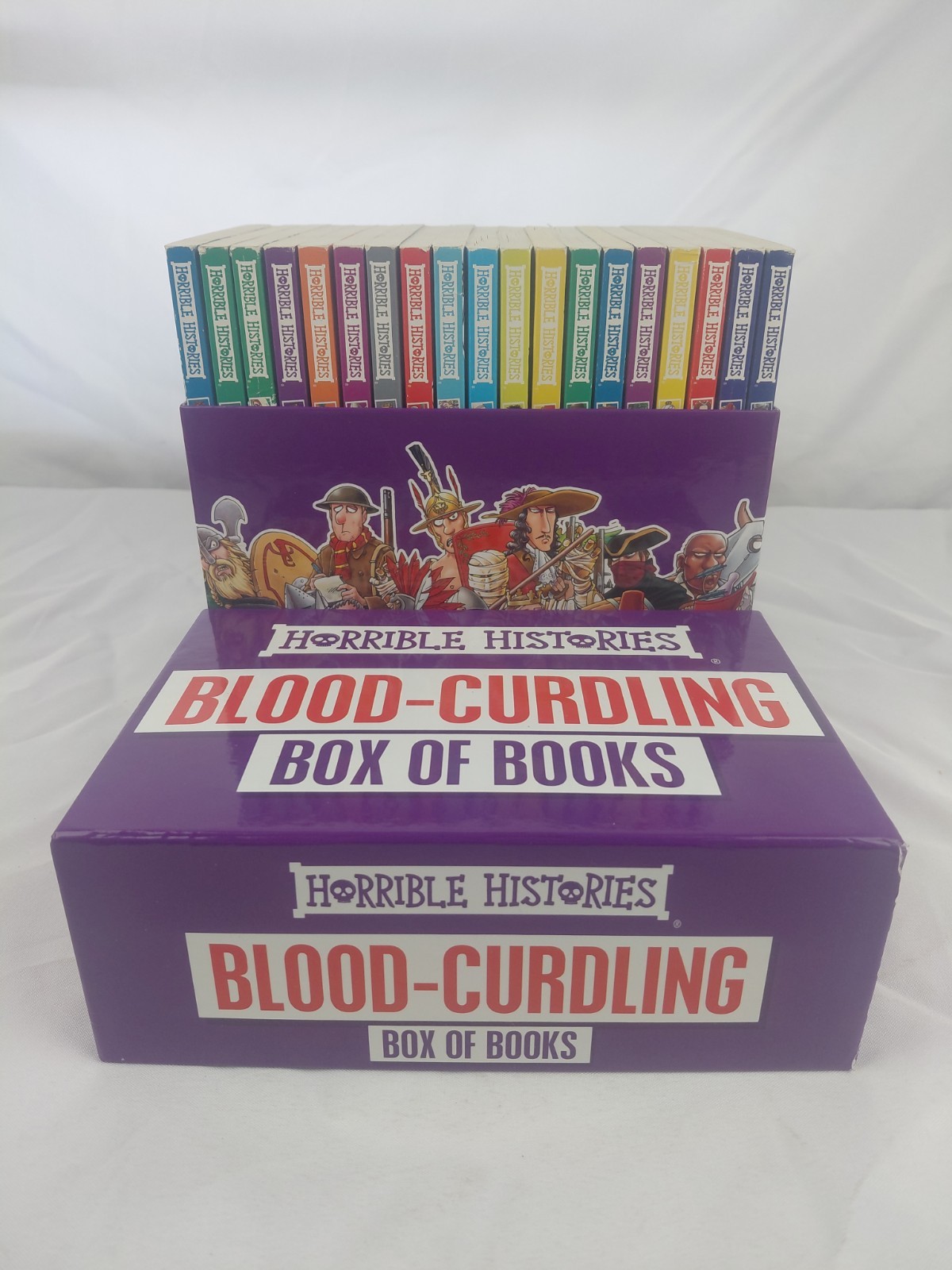 Blood Curdling Box Horrible Histories set 19 books Scholastic Age 12+ Paperbacks