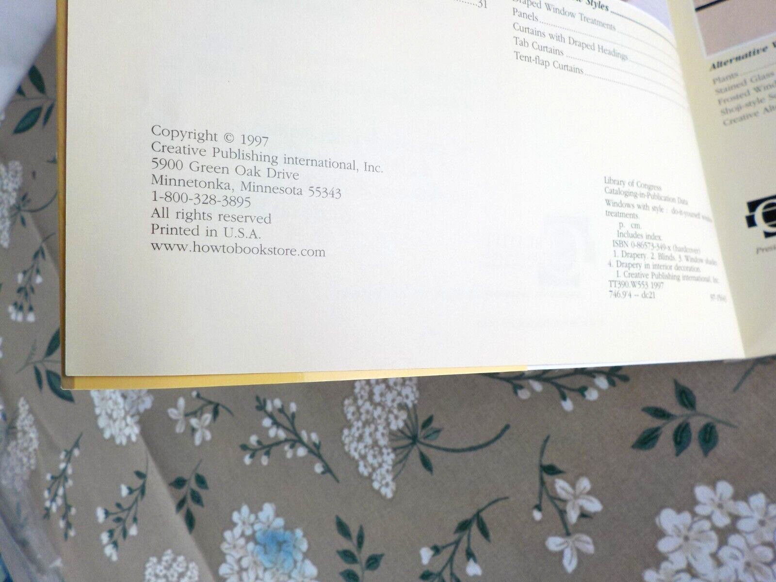Windows with Style, Do-it-yourself window treatments by The Home Decorating Inst