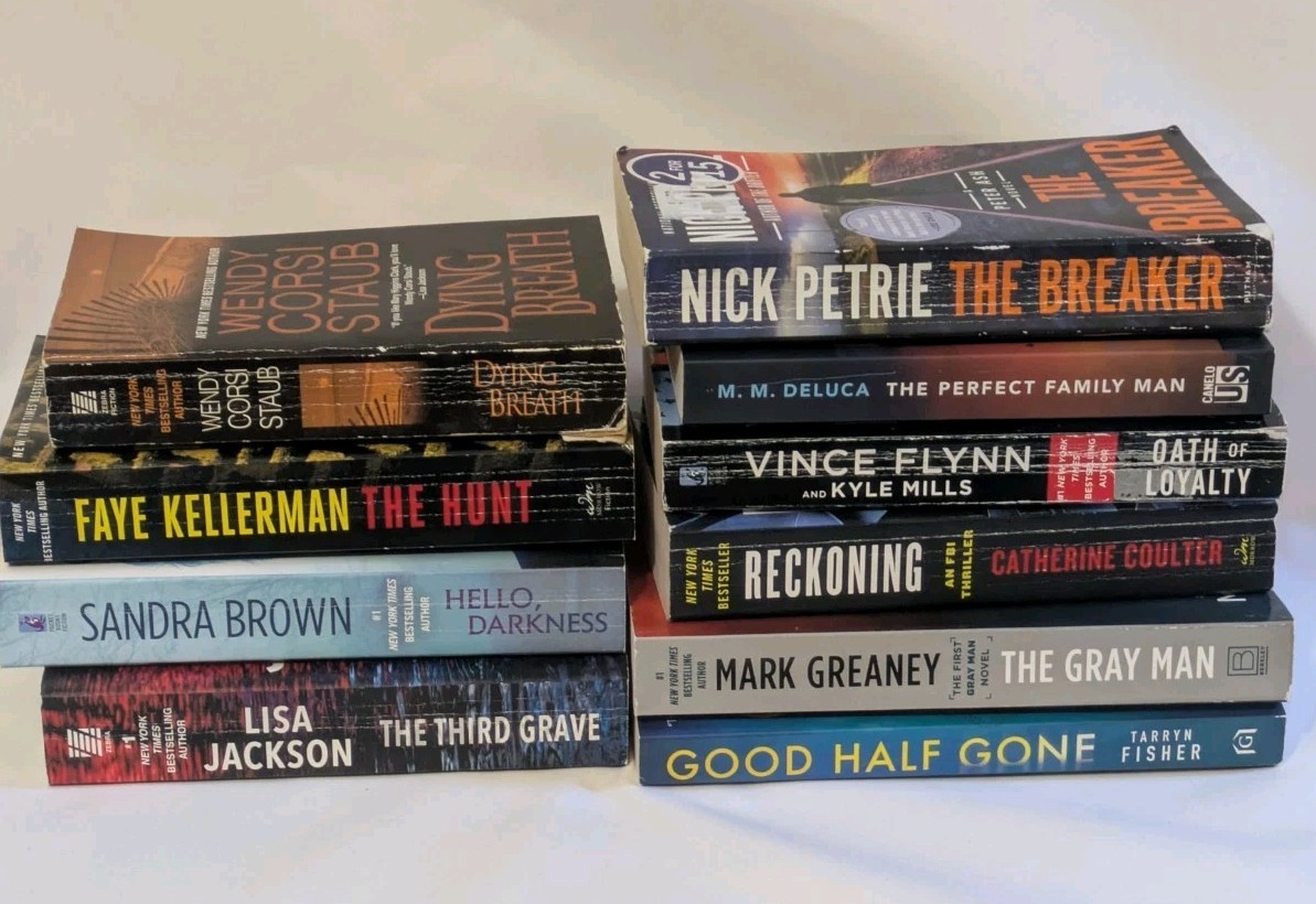 Books Mix Lot # 1 of 10 Suspense Crime Mystery Thriller Fiction Paperback Random