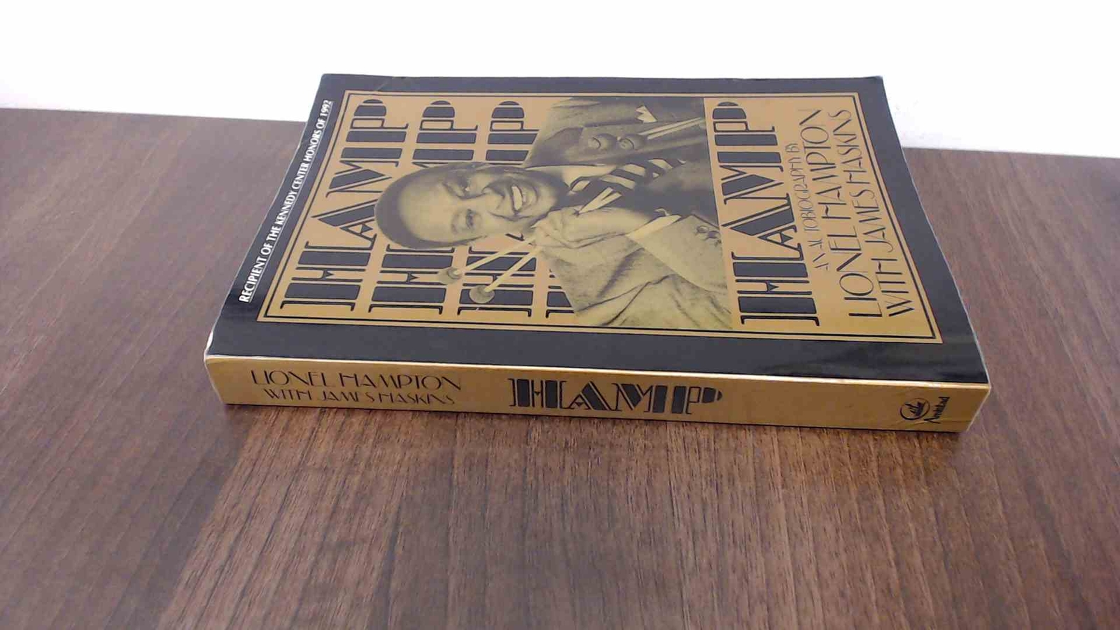 Hamp: an Autobiography, Hampton, Lionel, Amistad Press, 1994, Pap