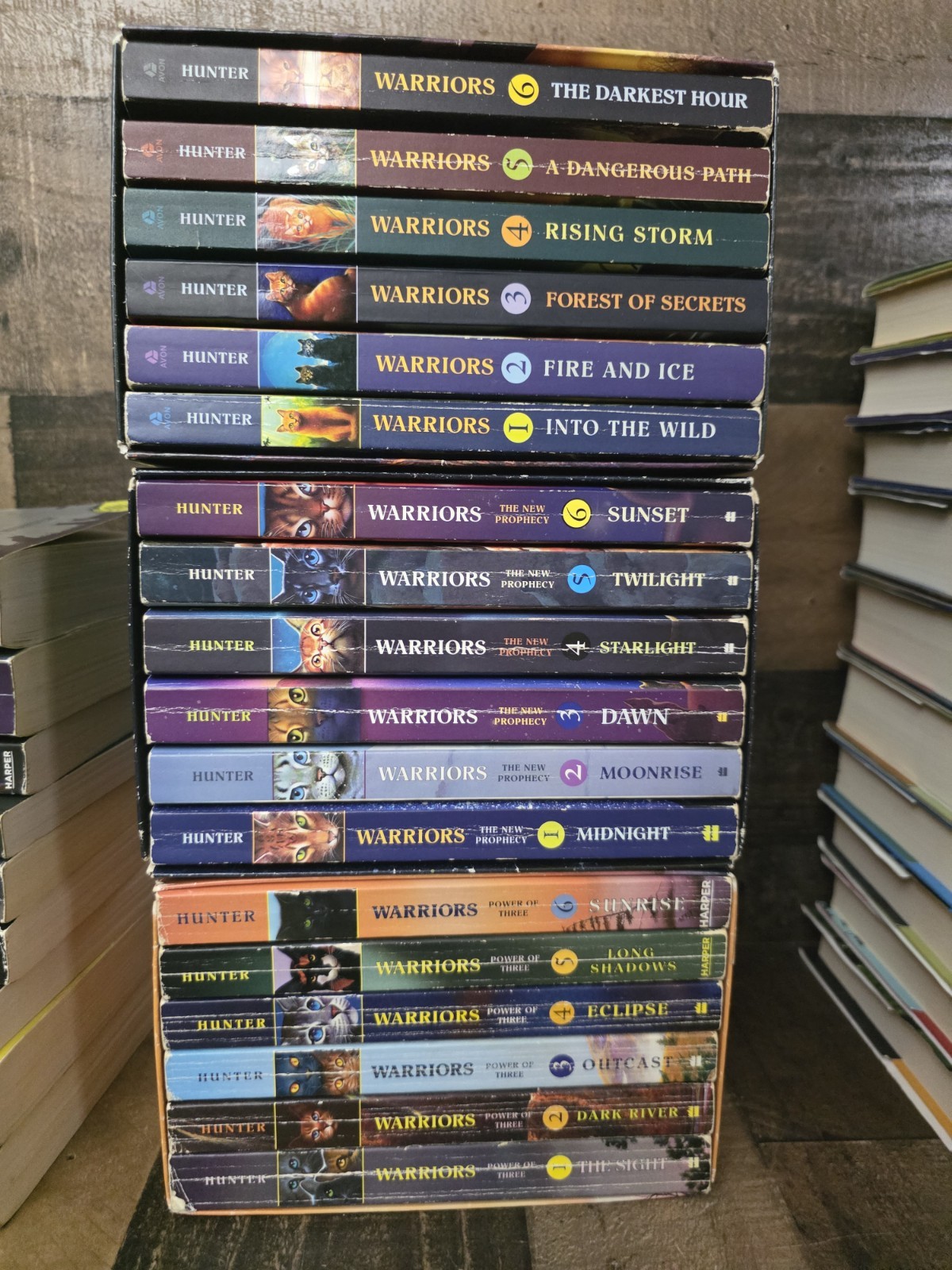 Lot 38 Erin Hunter WARRIORS books 3 Complete Sets 10 Hardbacks & 28 PBKs