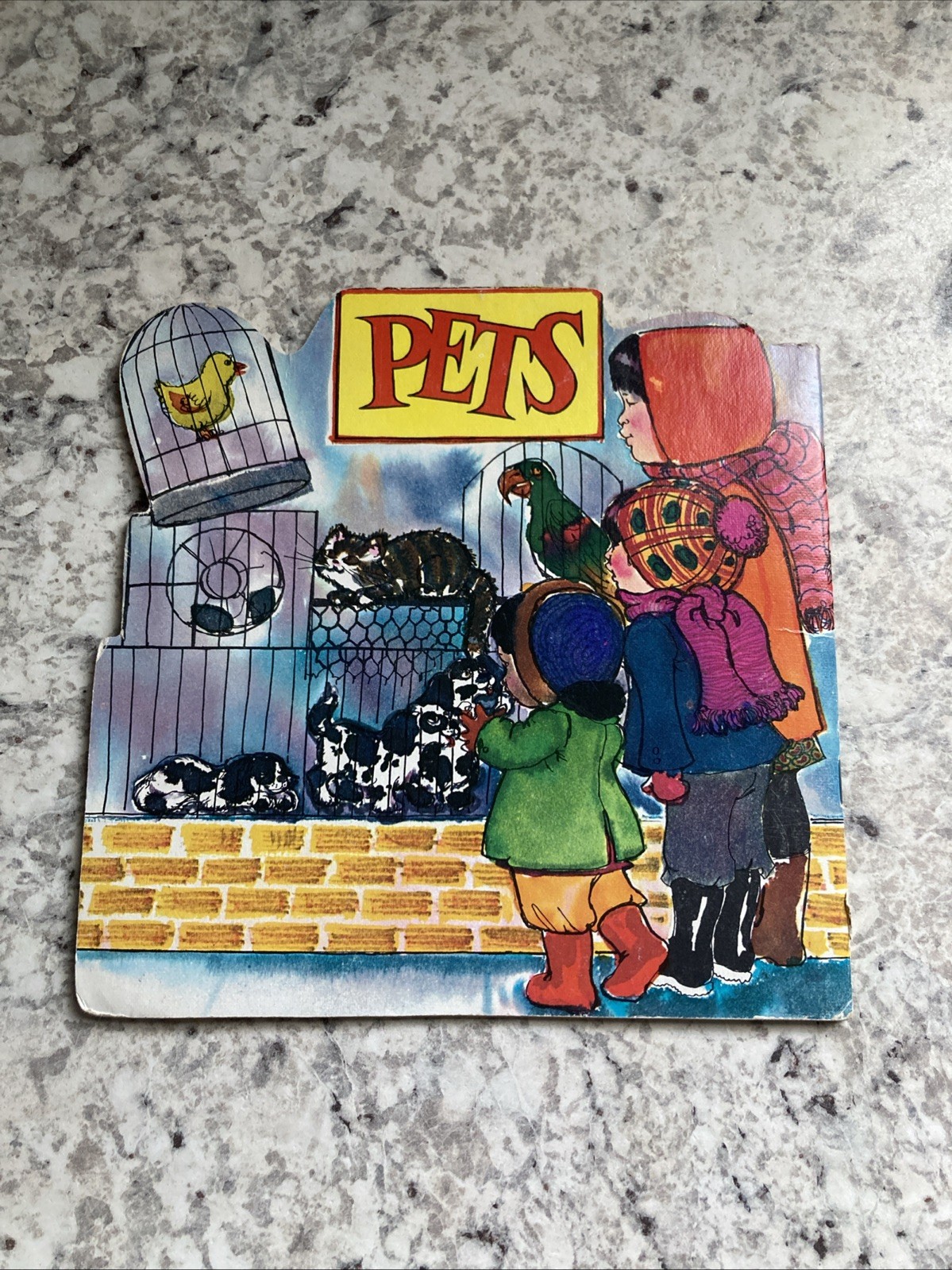 Pets by Lois Vanderhoef A Golden Shape Book Second Printing 1977 Golden Press