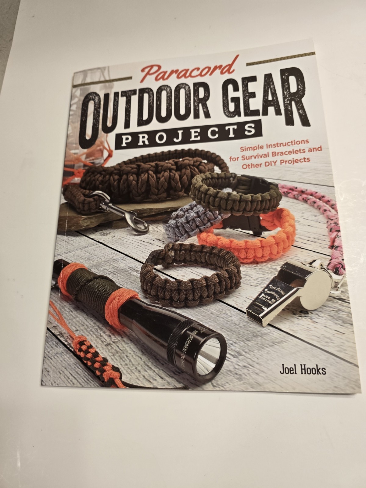 Paracord Outdoor Gear Projects by Joel Hooks | Survival Bracelets DIY Guide