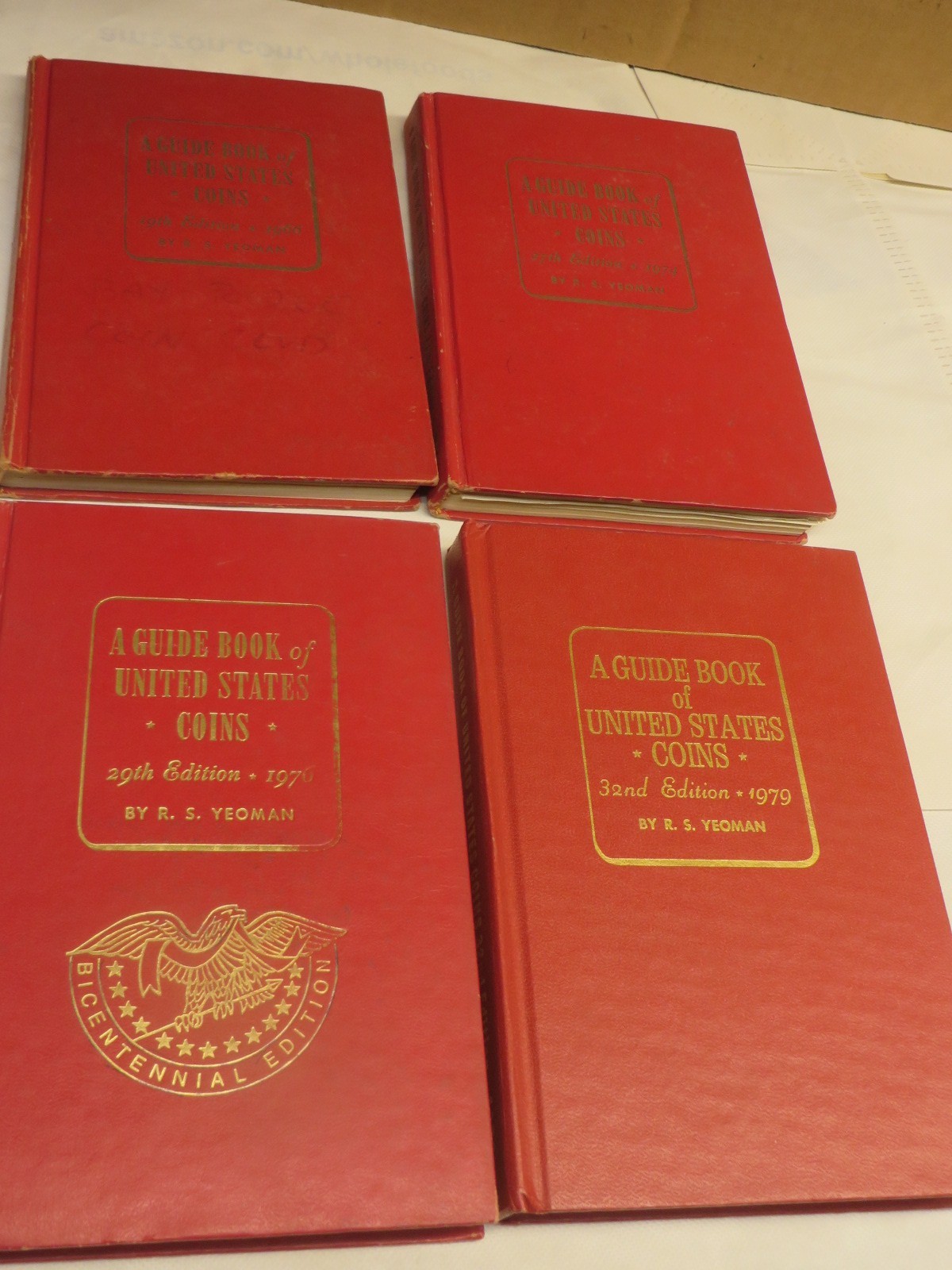 4 VINTAGE BOOKS ” RED BOOK US COINS ” by R.S YEOMAN 1966 1974 1976 1979