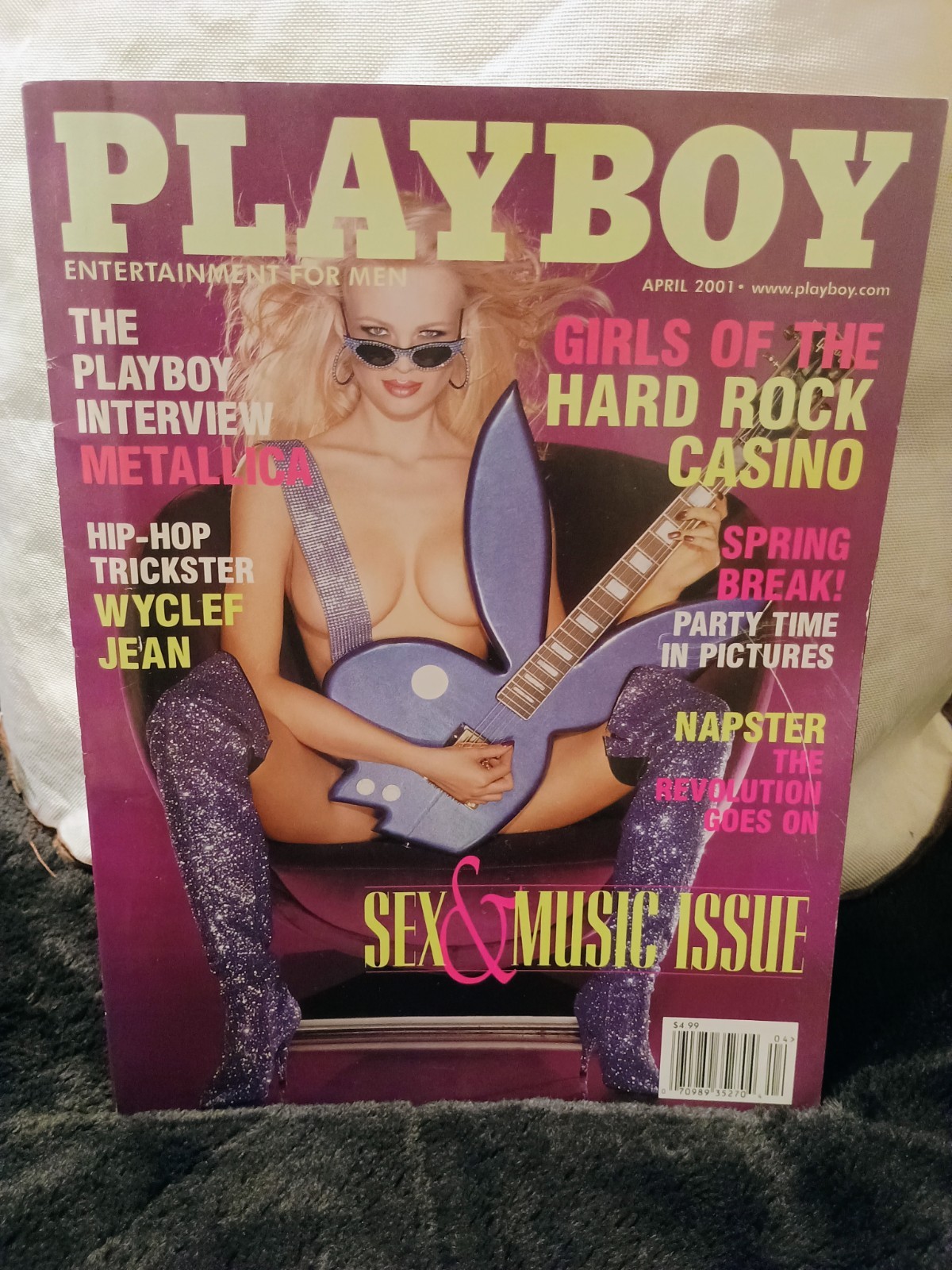 PLAYBOY MAGAZINE April 2001 w/ KATIE LOHMANN Girls of Hard Rock METALLICA INTRVW