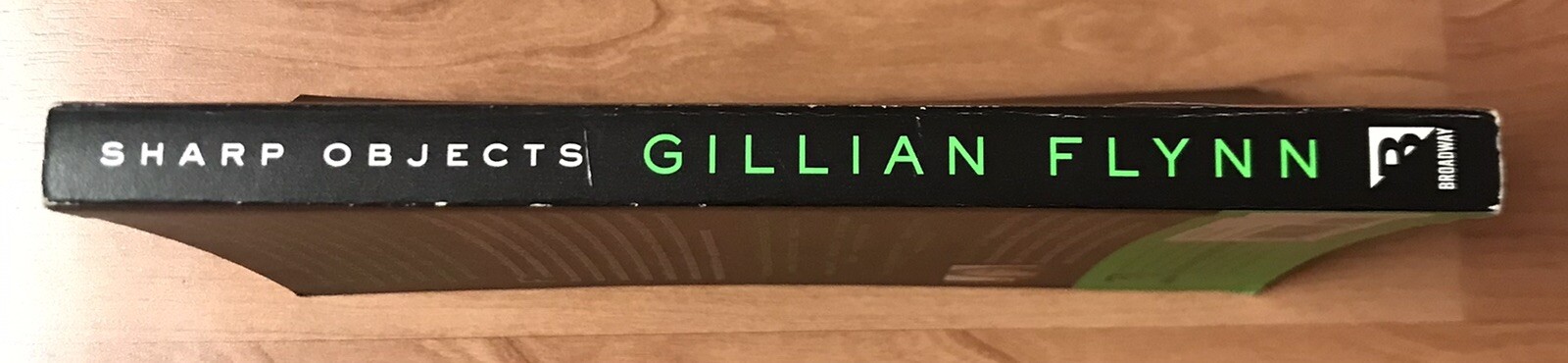 Sharp Objects : A Novel by Gillian Flynn (Paperback)