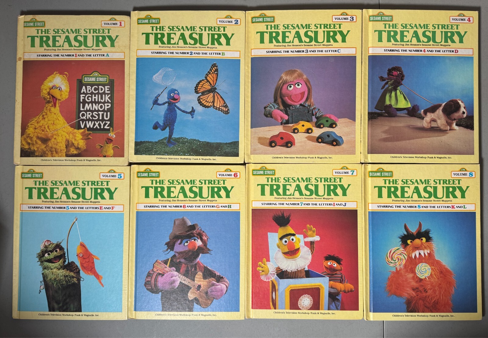 Complete Set THE SESAME STREET TREASURY LIBRARY 1-15 1983 ABCs 123s L2