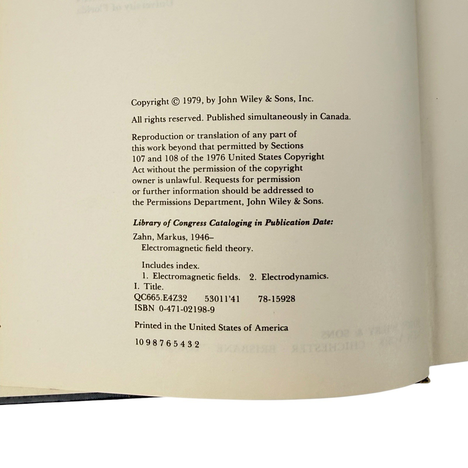 Electromagnetic Field Theory: A Problem Solving Approach by Markus Zahn