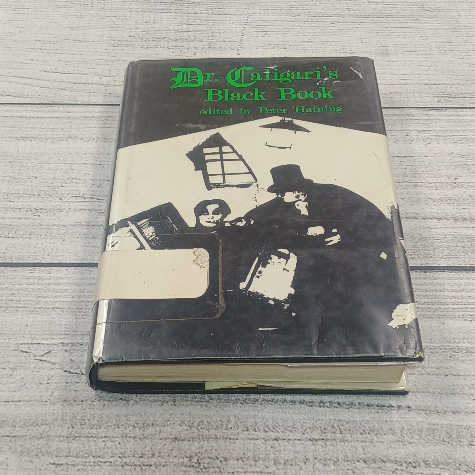 (rare) Dr Caligari’s Black Book – Edited by Peter Haining 1968