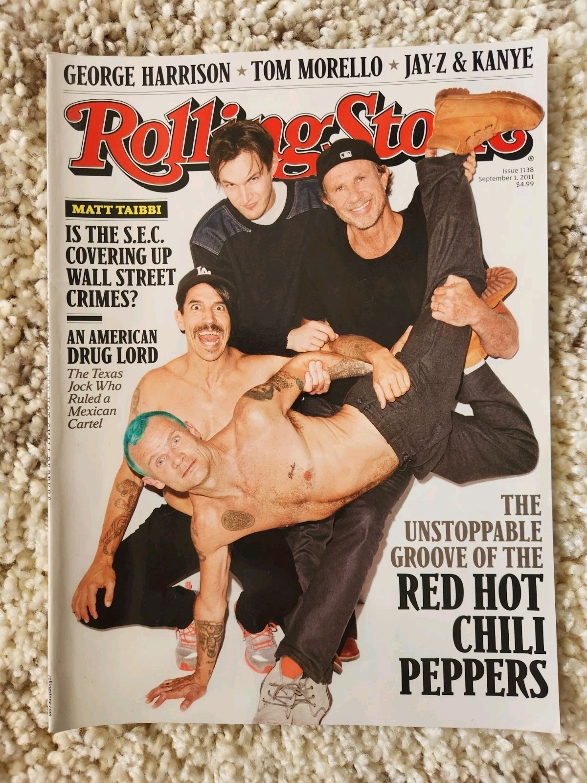 Rolling Stone Magazine RED HOT CHILI PEPPERS Excellent Condition #1138 SEPT 2011