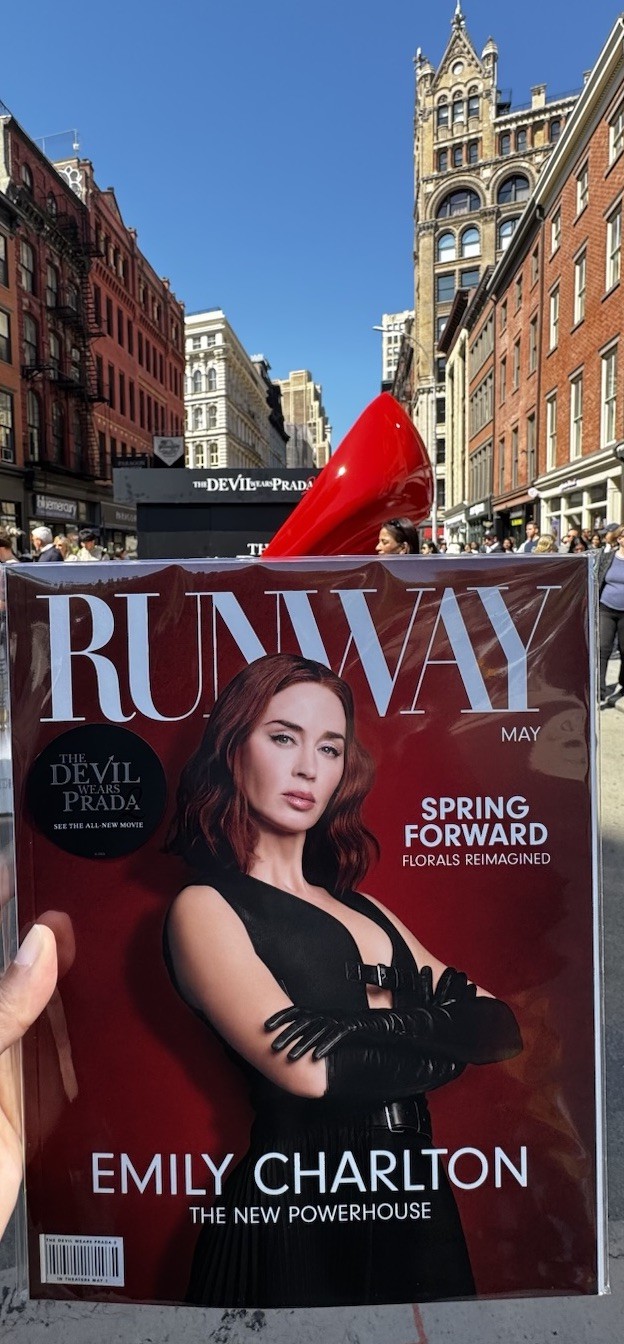 RUNWAY Magazine The Devil Wears Prada 2 Limited Edition NEW With L’Oréal mascara