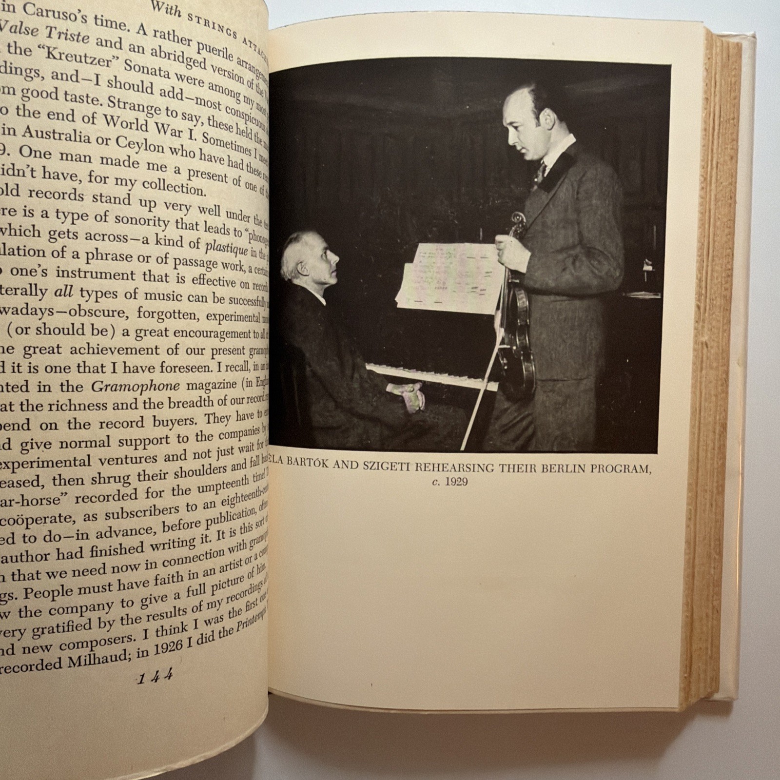 With Strings Attached Joseph Szigeti 1947 HCDJ Violinist Memoir 2nd Print