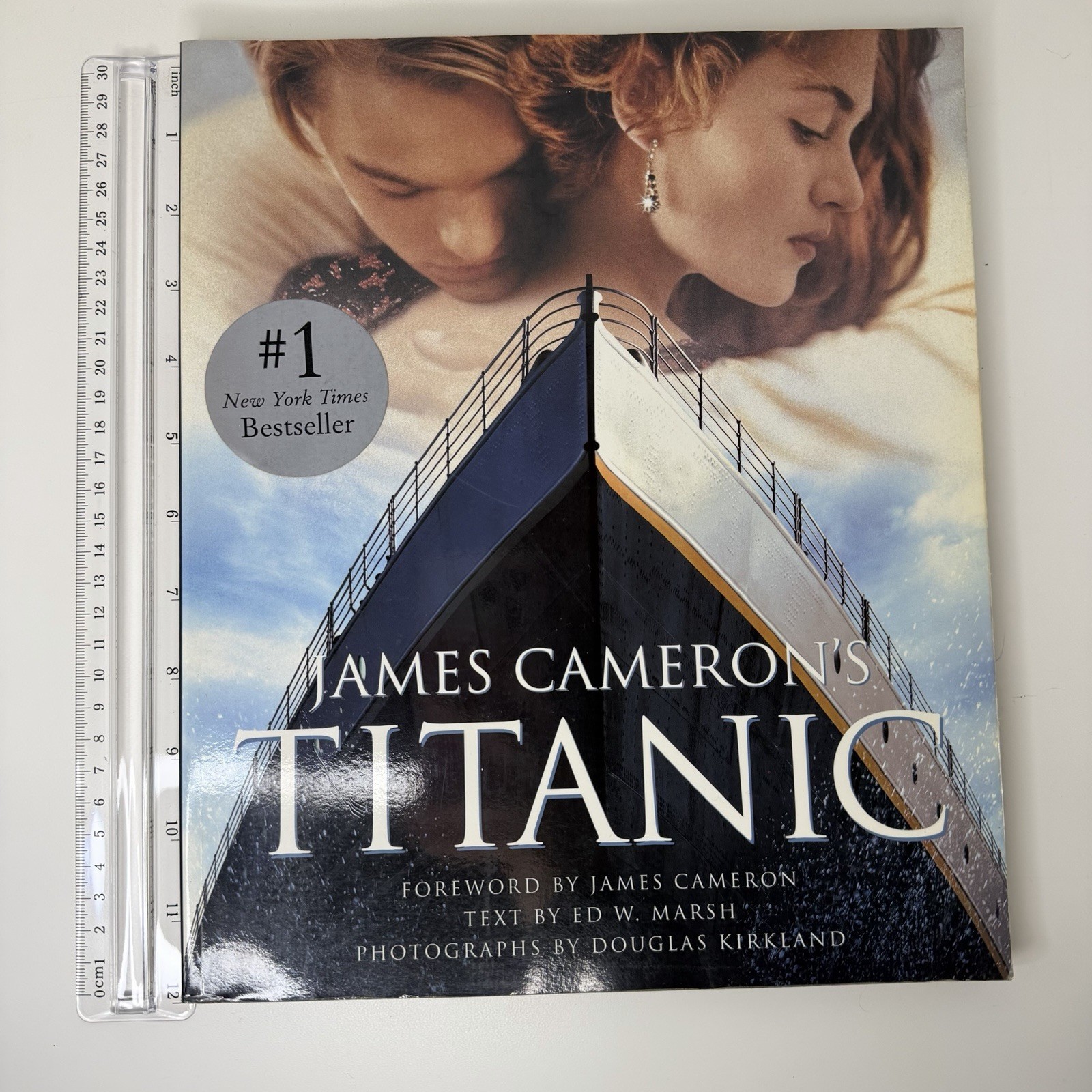 Titanic Book. Behind The Scenes. 178 Pages. James Cameron’s Titanic Story