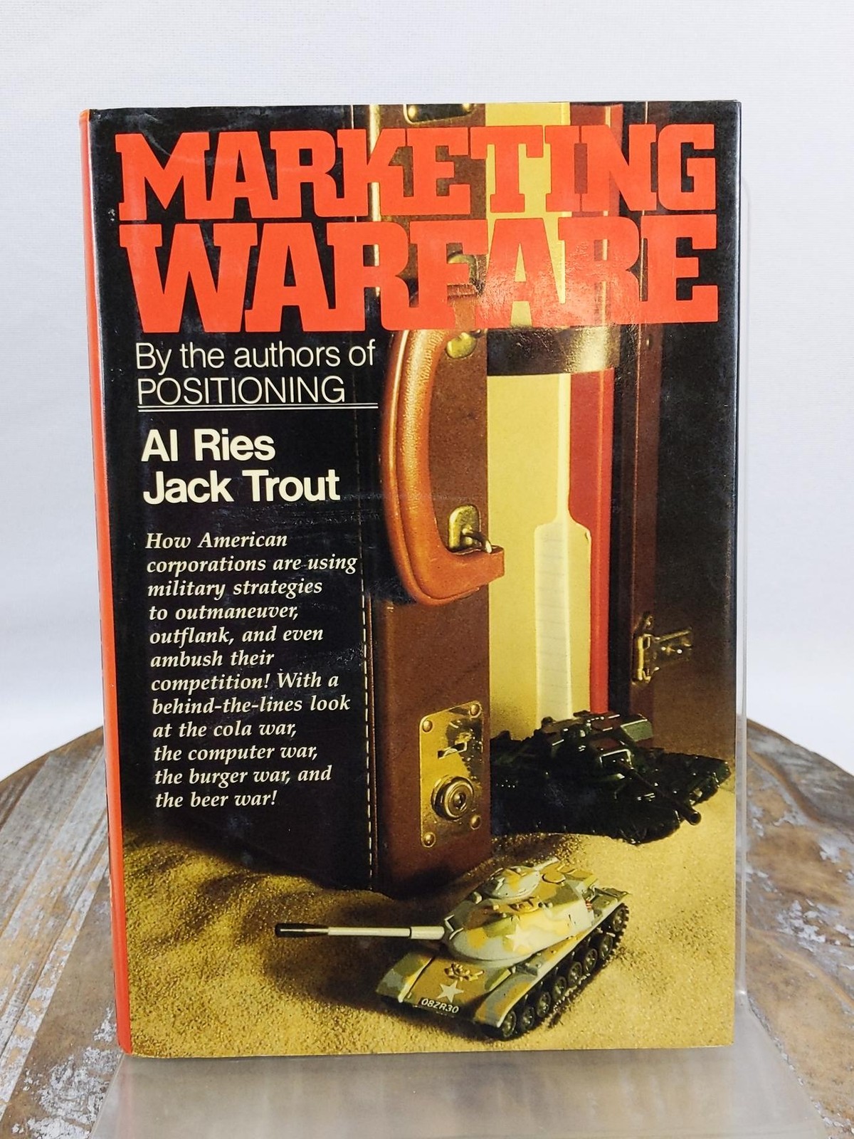 Marketing Warfare by Al Ries & Jack Trout 1986 Hardcover w/ Dust Jacket